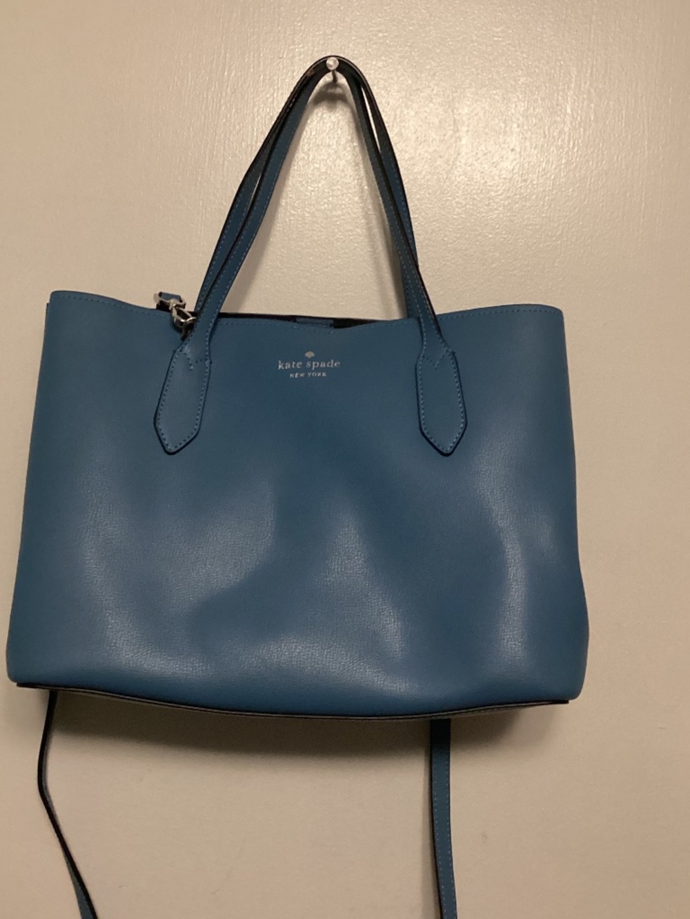 Kate Spade sky blue Saffiano  leather hobo Patel ,summery ,vacation ,hobo travel